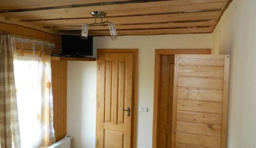Gallery image of U Stozi Hotel in Dragobrat