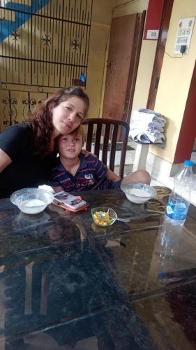 Tetamu yang menginap di 4N Homestay- GOLDEN TEMPLE VIEW