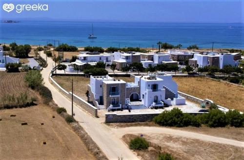 Foto dalla galleria di Blue Harmony Apartments a Plaka