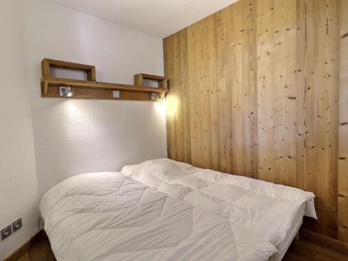 Posteľ alebo postele v izbe v ubytovaní Appartement 2 Pièces 31m² - Skis aux pieds - Coeur des 3 Vallées - La Tania - FR-1-182A-18