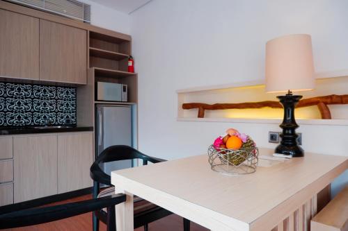 Η κουζίνα ή μικρή κουζίνα στο Puri Hiromi Boutique Residence