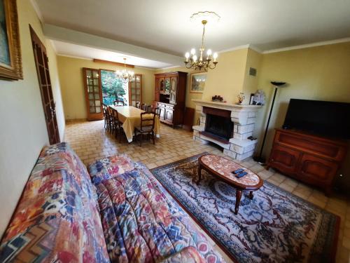 Fotografie z fotogalerie ubytování Touques maison 5mn de la mer pour 10 personnes v destinaci Touques