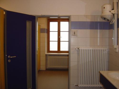 Ein Badezimmer in der Unterkunft Youth Hostel Vianden