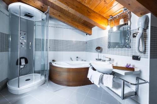 Koupelna v ubytování Hotel Trettenero