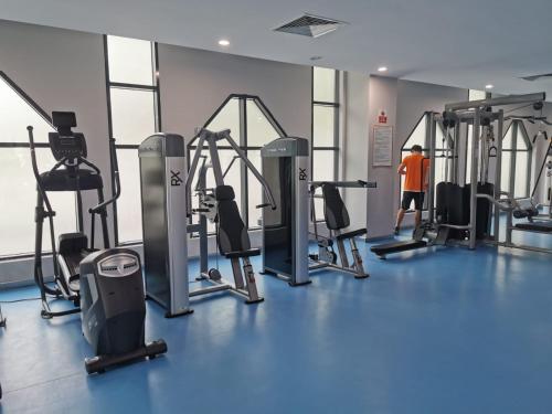 Fitnes centar i/ili fitnes sadržaji u objektu Un bel appartement spacieux -ispartakuler