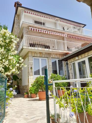 Apartments and Studios Vinko Matić