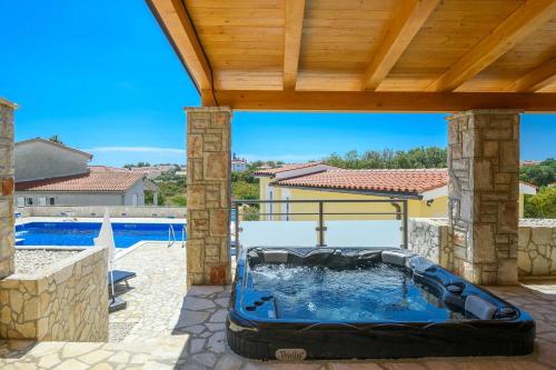 Villa Kalista – Photos 2
