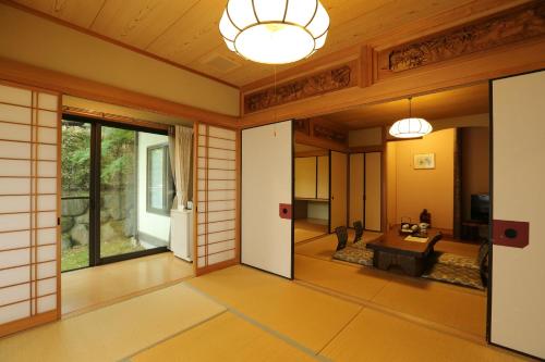 Fotografie z fotogalerie ubytování Tawarayama Onsen Ryokan Minawa v destinaci Minami Aso