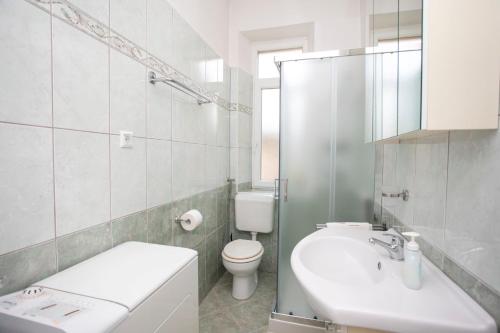 Kúpeľňa v ubytovaní Apartman Lidija Koromačno