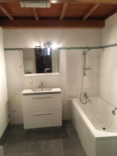 Photo de la galerie de l'établissement Les Étourneaux, à Loupian