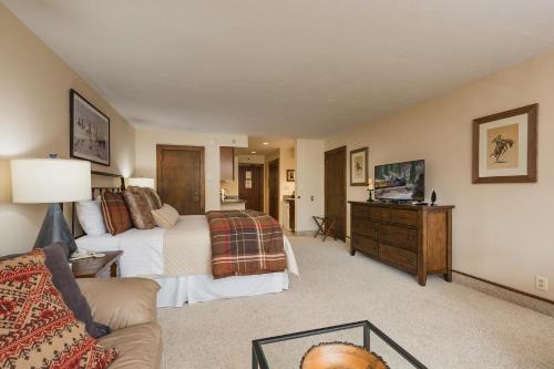 Tamarron Lodge Studio 213 – Photos 2