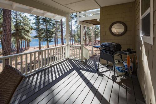 Μπαλκόνι ή βεράντα στο 794 Lake View Drive Cabin at Vallecito Lake