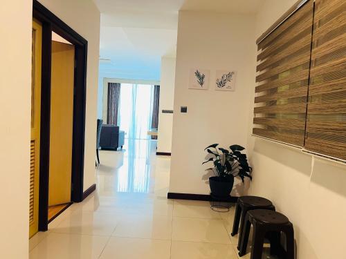 TV a/nebo společenská místnost v ubytování Imperial Grand Suite Apartment Kuching