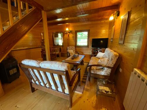 TV a/nebo společenská místnost v ubytování Kolasin Guest House