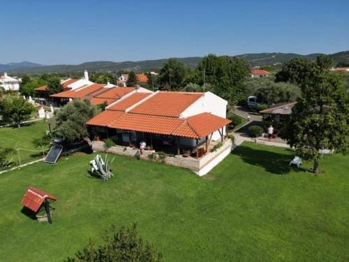 LOGA PARALIA DIKELLA EVROs