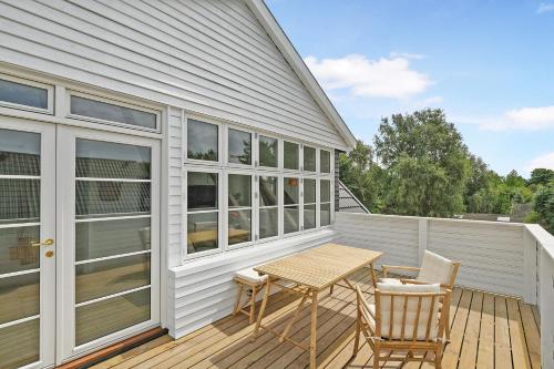 Fotografie z fotogalerie ubytování Sunny 1st floor apartment v destinaci Tisvildeleje