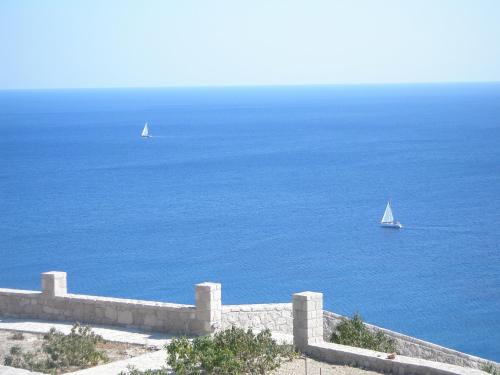 Fotografie z fotogalerie ubytování Psaravolada Hotel Milos v destinaci Agia Kiriaki Beach