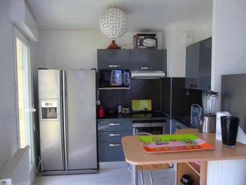 Zdjęcie z galerii obiektu Appartement Moderne & Lumineux en Centre-ville w mieście Courcouronnes