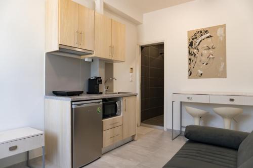 Dion Apartments ( Laganas Beach )