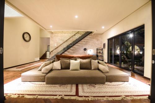 Χώρος καθιστικού στο The Hidden Hills Villa