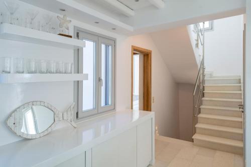Imagine din galeria proprietății Sunsenses villa Ariadne în Piso Livadi