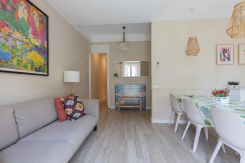 ApartEasy - Family 4-Bedroom Apartment