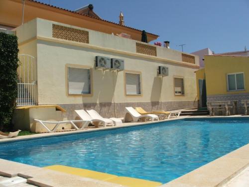 Bazén v ubytování Apartamento Studio Anastacio nebo v jeho okolí