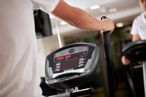 Fitness centrum a/nebo fitness zařízení v ubytování Dom Jose Beach Hotel (Plus)