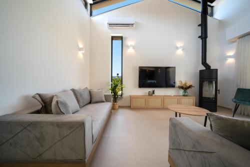 Μια τηλεόραση ή/και κέντρο ψυχαγωγίας στο Villa Olira