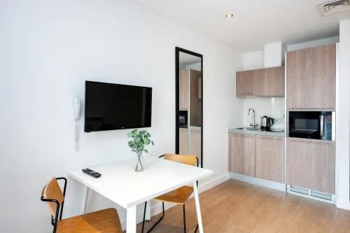 Staycity Aparthotels Birmingham City Centre photo 5
