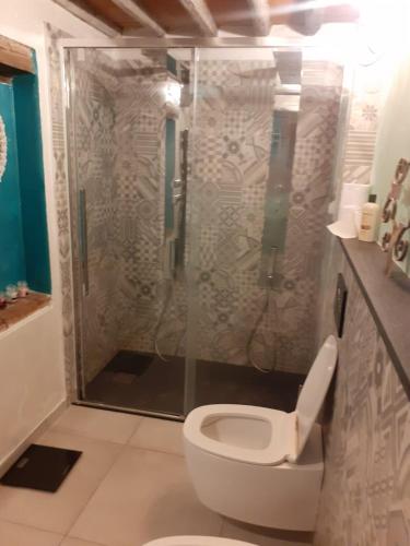 Ένα μπάνιο στο Splendido rustico shabby