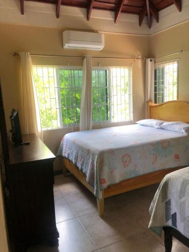 Gallery image of Chaudhry House Montego Bays- 2nd floor apt in Montego Bay
