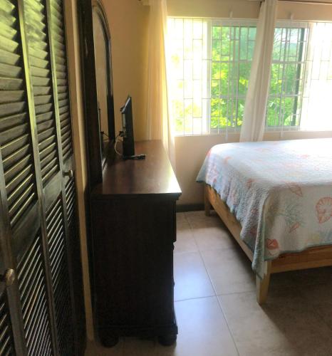 Gallery image of Chaudhry House Montego Bays- 2nd floor apt in Montego Bay