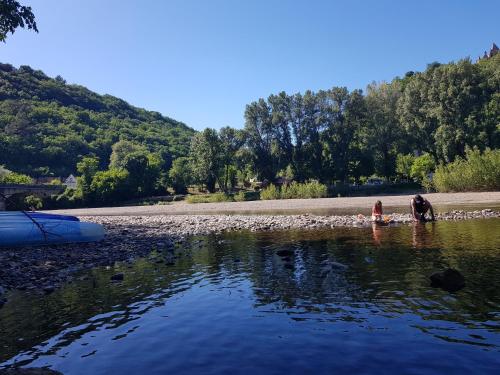 Φυσικό τοπίο κοντά σε αυτή η παραθεριστική κατοικία
