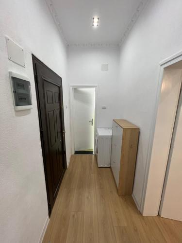 LETI APARTAMENTS 21 DHJETORI SC - Imazhi 7