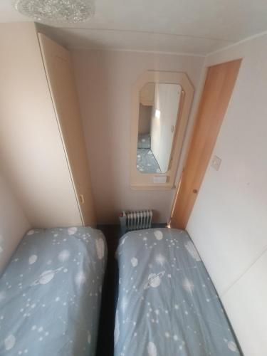 Katil atau katil-katil dalam bilik di Fantasy Island and Beach 6 Berth 545