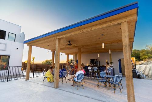 Μπαλκόνι ή βεράντα στο The Bentley Hotel on 290