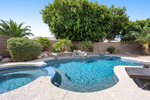 Desert Dazzle – Photos 2