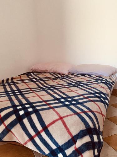 Katil atau katil-katil dalam bilik di Apartment Metajna 527h