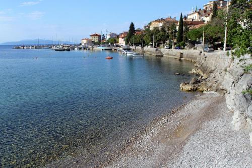 Fotografia z galérie ubytovania Apartments with a parking space Kastav, Opatija - 13601 v destinácii Kastav