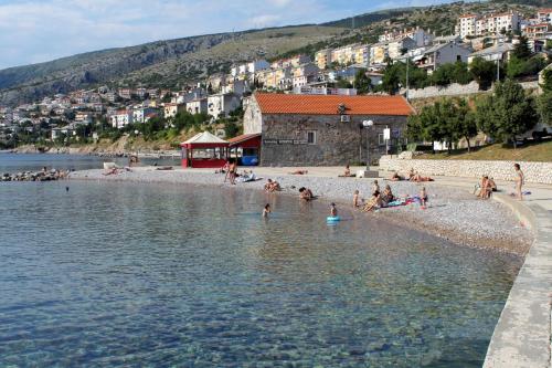 Fotografie z fotogalerie ubytování Apartments with a parking space Senj - 14578 v destinaci Senj