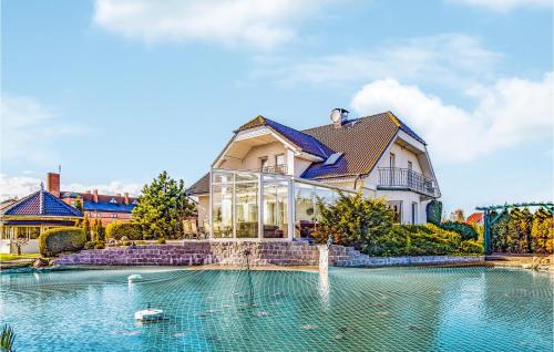 Lovely Home In Grzybowo With Wifi