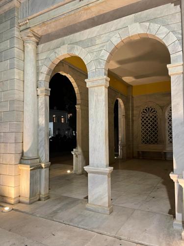 Η πρόσοψη ή η είσοδος του Amedi Villas Tinos