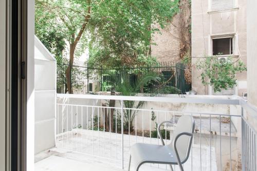 Neat Kolonaki Apartment, Athens City Centre - NV8