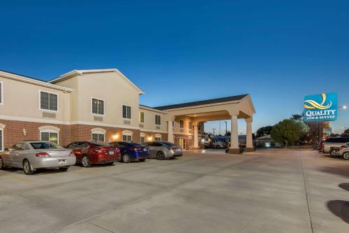 Quality Inn & Suites – Photos 3