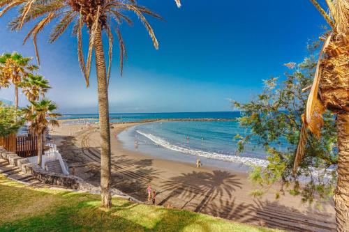 FantasticStylish & AirCon, near LasAmericas beach