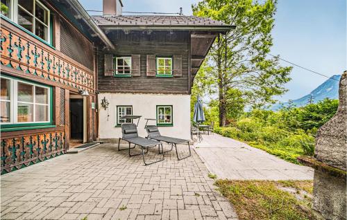 Stunning home in Bad Goisern with WiFi and 3 Bedrooms