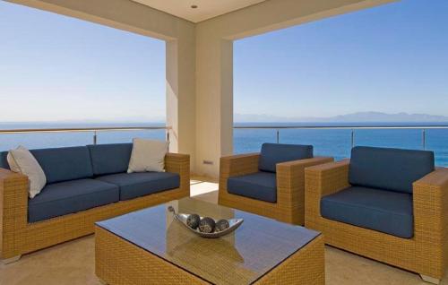 Aqua Terra Boutique Guesthouse - Simon's Town, Cape Townにあるシーティングエリア