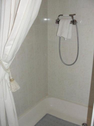 Bany a Staten Hotel