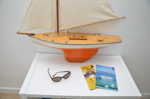 コンカルノーにあるVotre VUE EN BLEU !! Très lumineux, Vue mer exceptionnelle et plages, wir sprechen flieBen deutsch, we speak Englishのギャラリーの写真